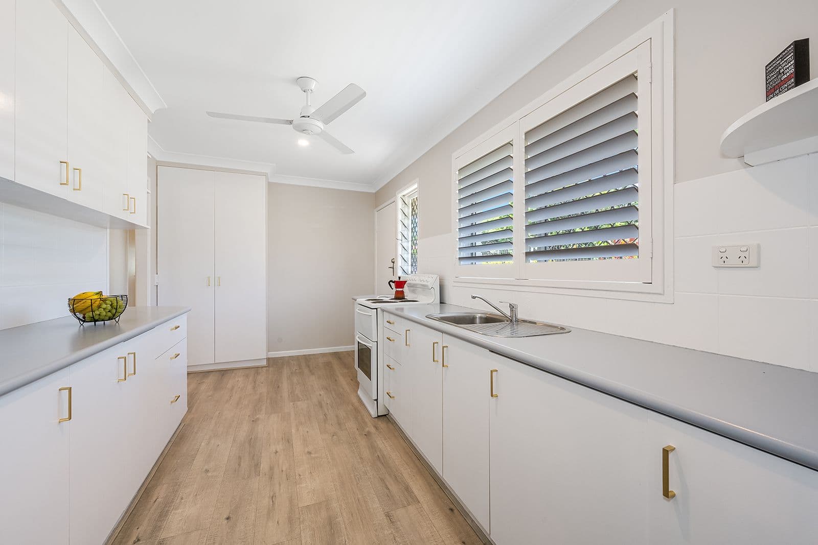 2 Kowhai Street, Kenmore QLD 4069, Kenmore - Thumbnail 8