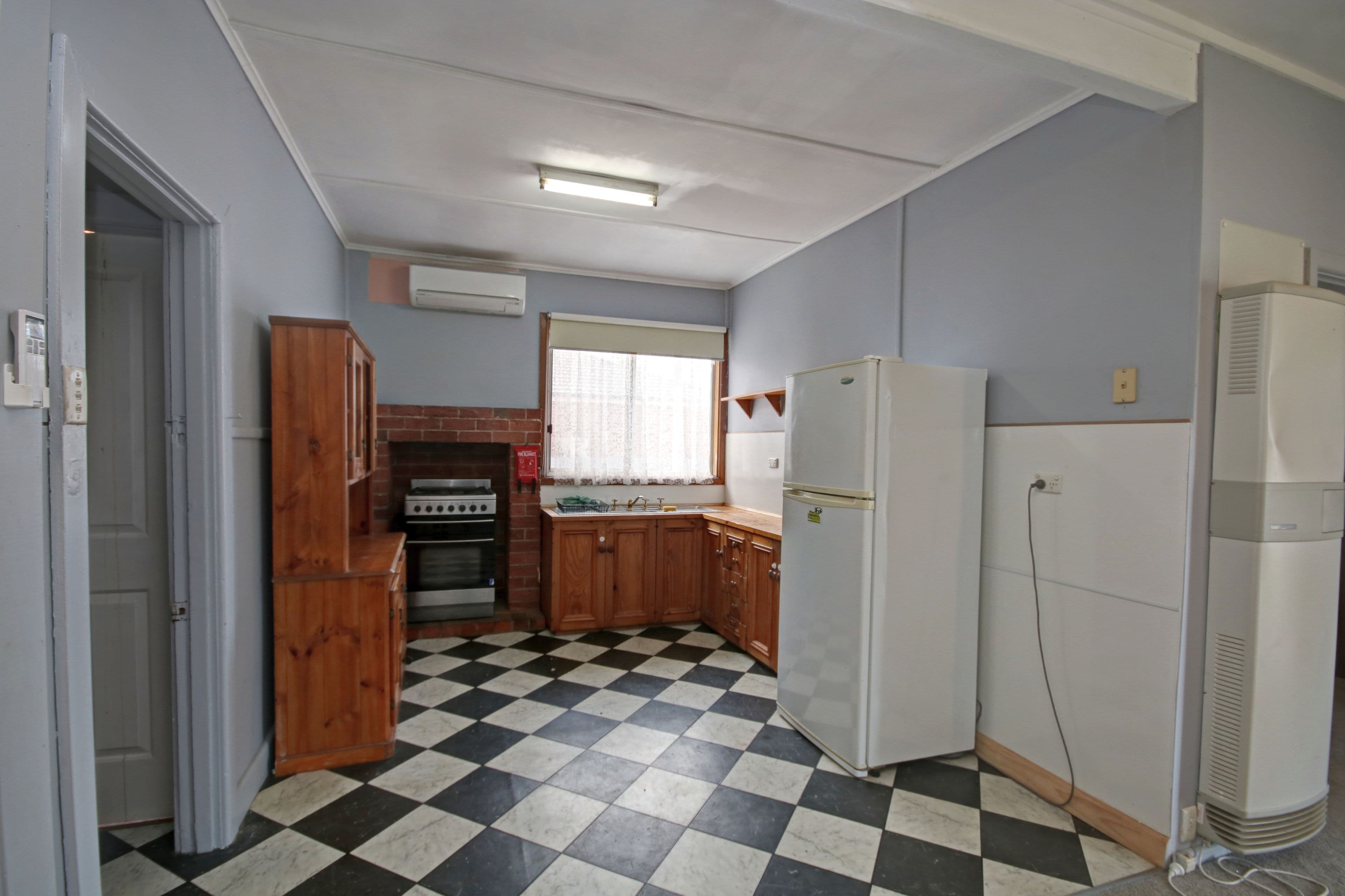 82 Victoria Street, Rochester VIC 3561, Rochester - Thumbnail 3