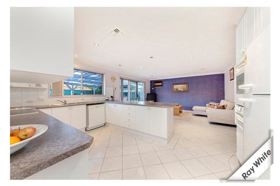 1 Truganini Place, CHISHOLM ACT 2905, Chisholm - Thumbnail 5