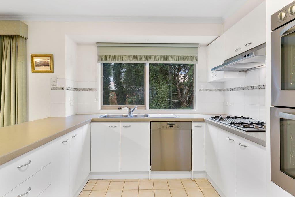 104 Lakeview Drive, Lilydale VIC 3140, Lilydale - Thumbnail 8
