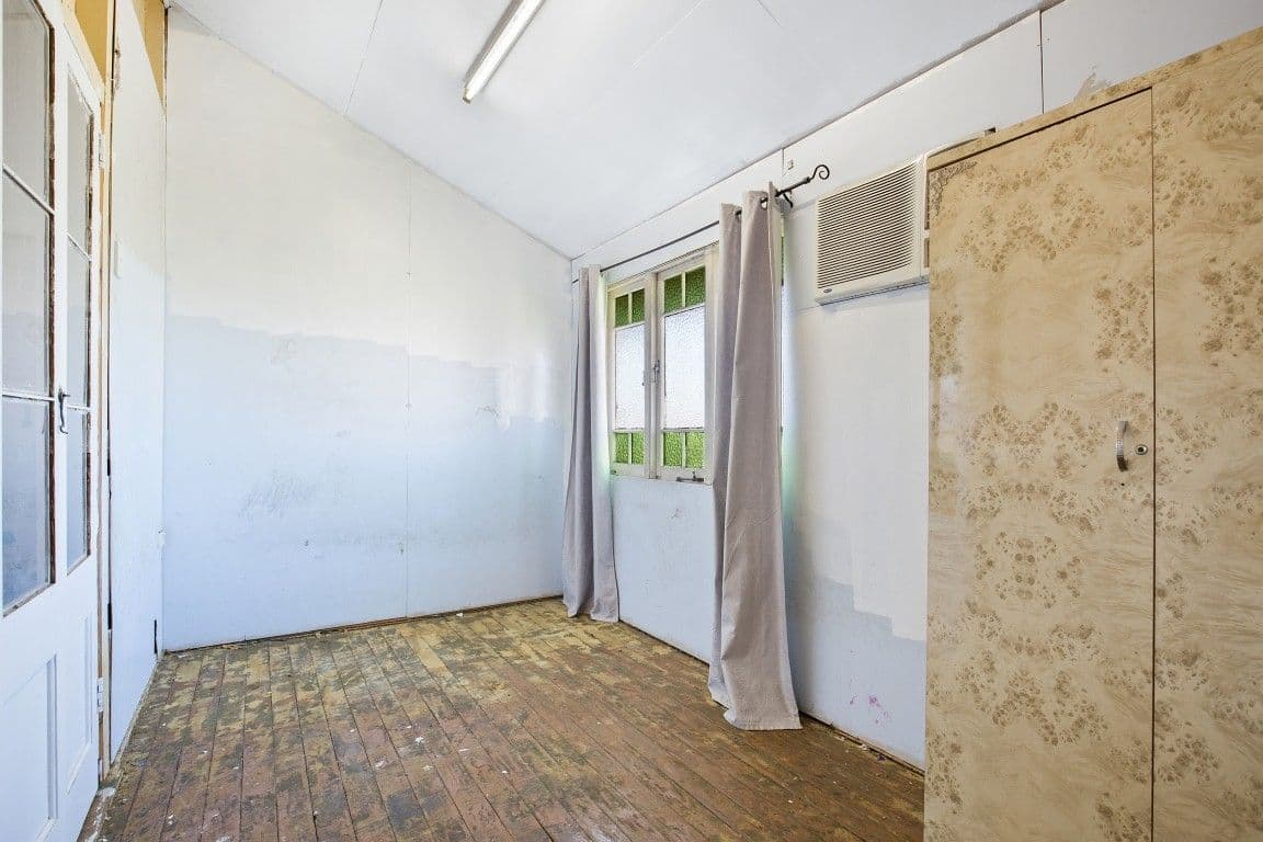 2 Edgar Street, Park Avenue QLD 4701, Park Avenue - Thumbnail 6