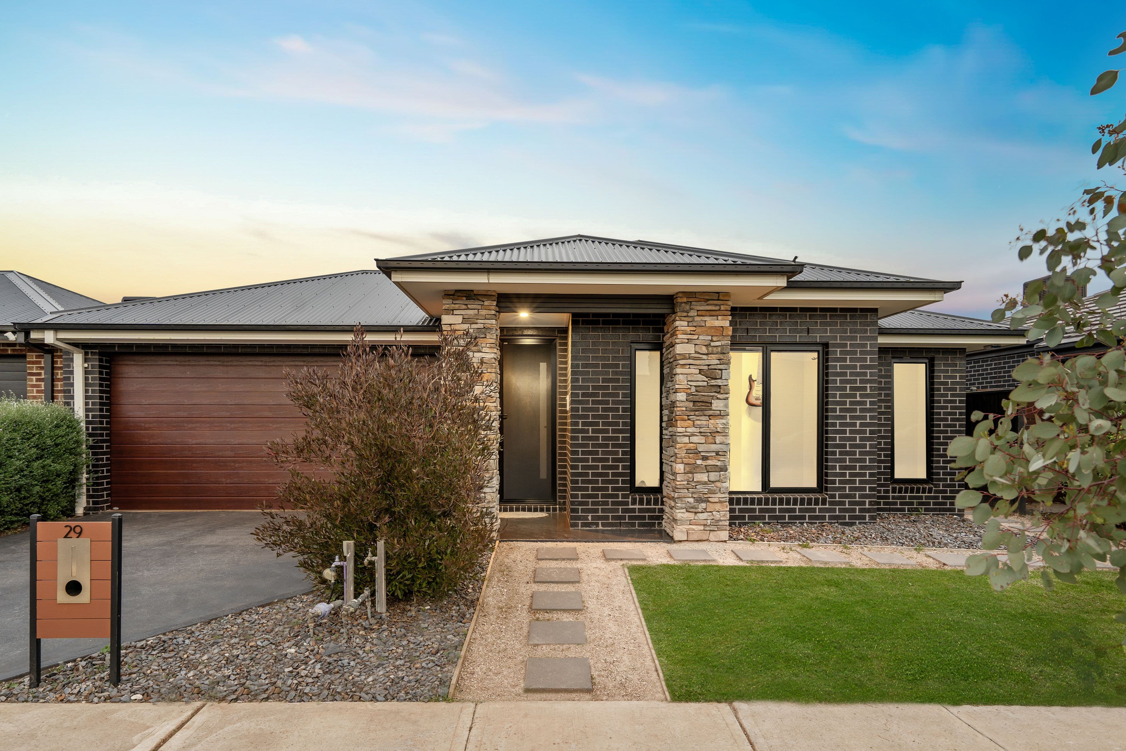 29 Somerset Road, THORNHILL PARK VIC 3335, Thornhill Park - Image 1