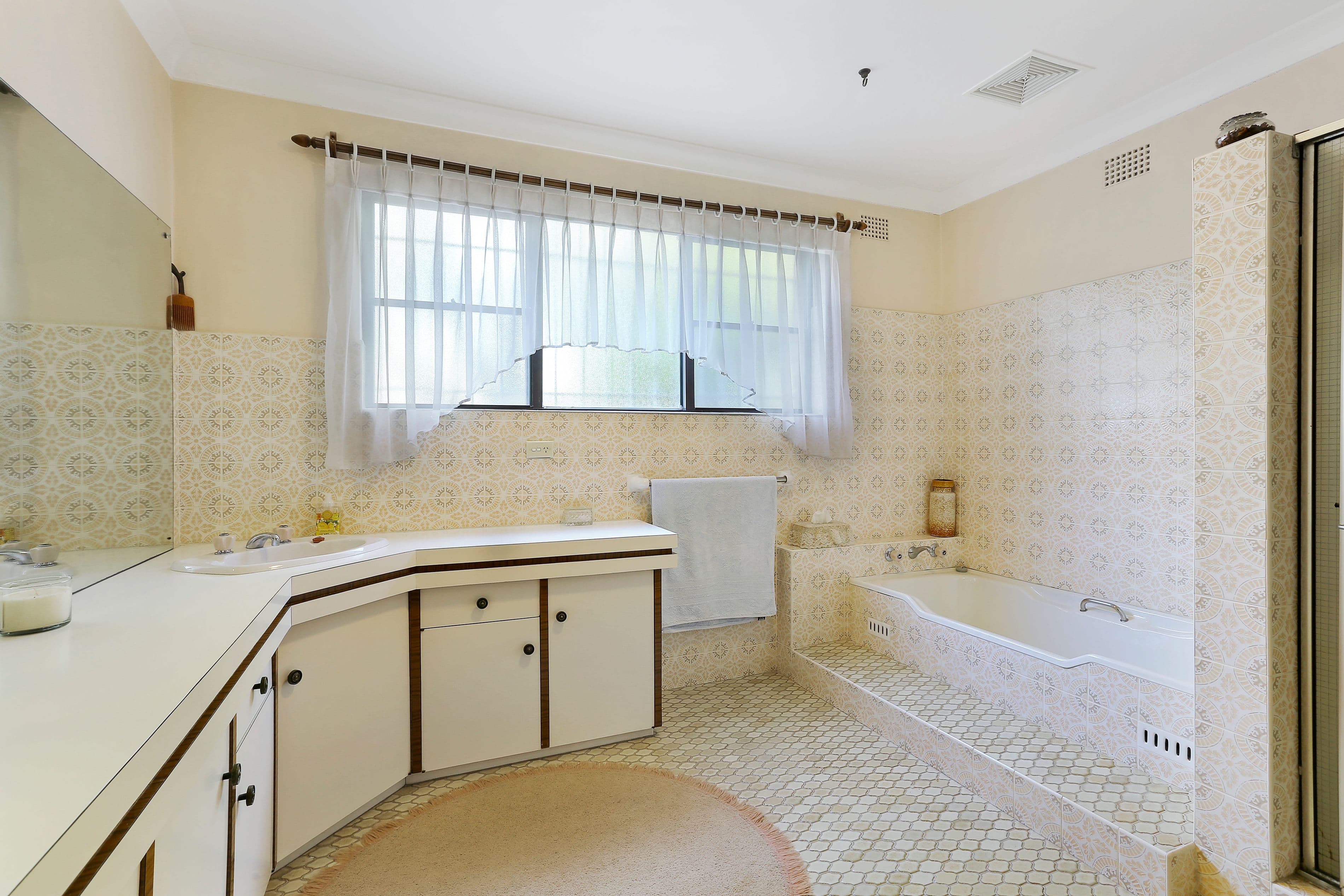 17 Jocarm Avenue, Condell Park - Thumbnail 8