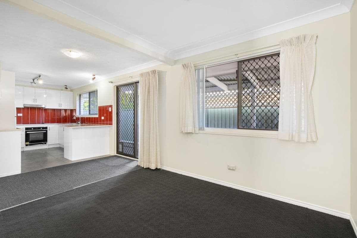 42 Duet Drive, Mermaid Waters QLD 4218, Mermaid Waters - Thumbnail 4