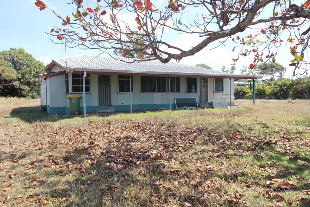 8 Fern Street, Forrest Beach QLD 4850, Forrest Beach - Thumbnail 2