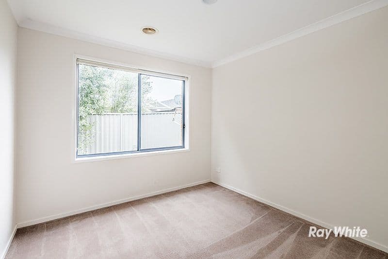 6 Tyndall Street, Cranbourne East VIC 3977, Cranbourne East - Thumbnail 6