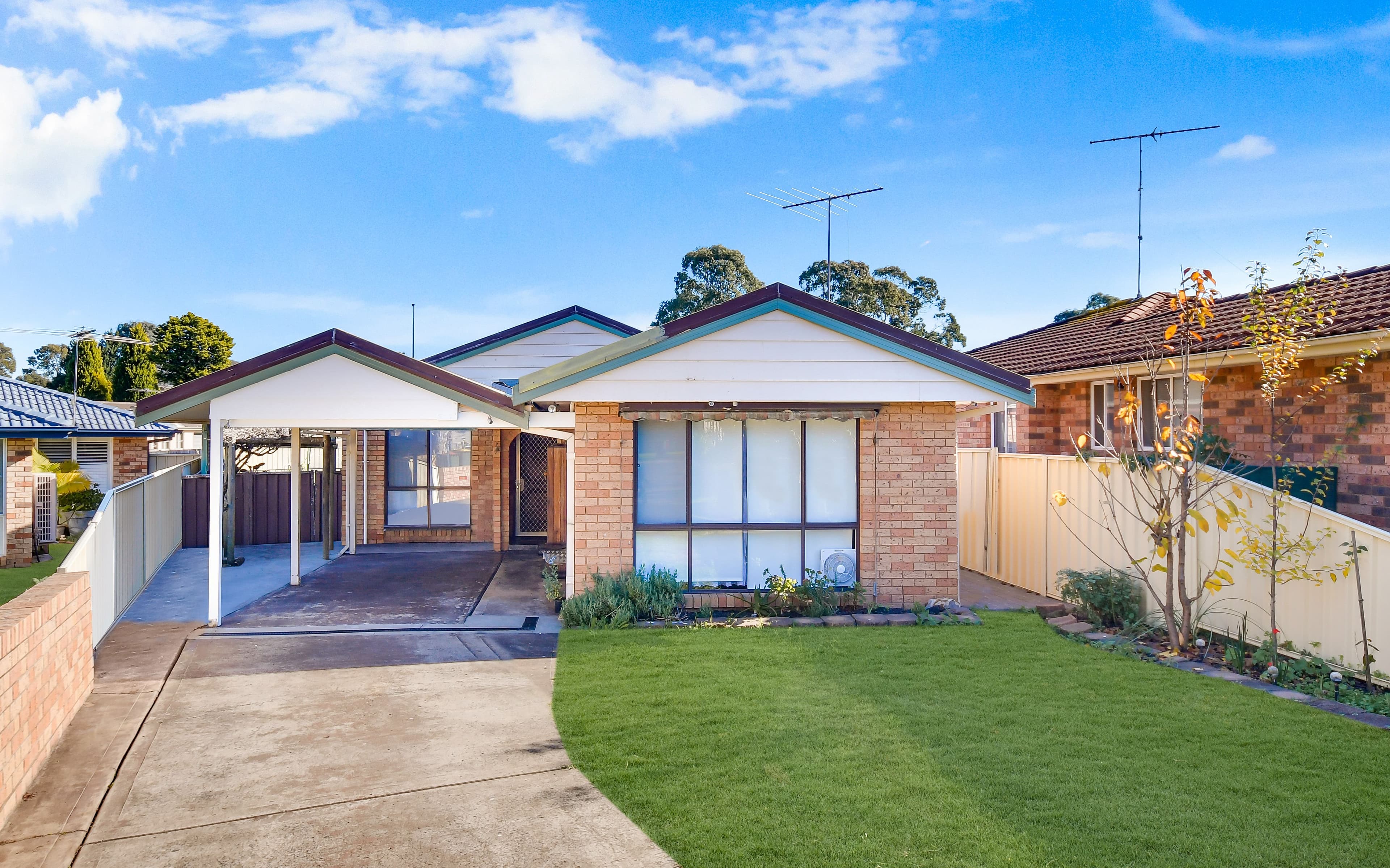 4 Tungoo Place, St Helens Park NSW 2560, St Helens Park - Image 1