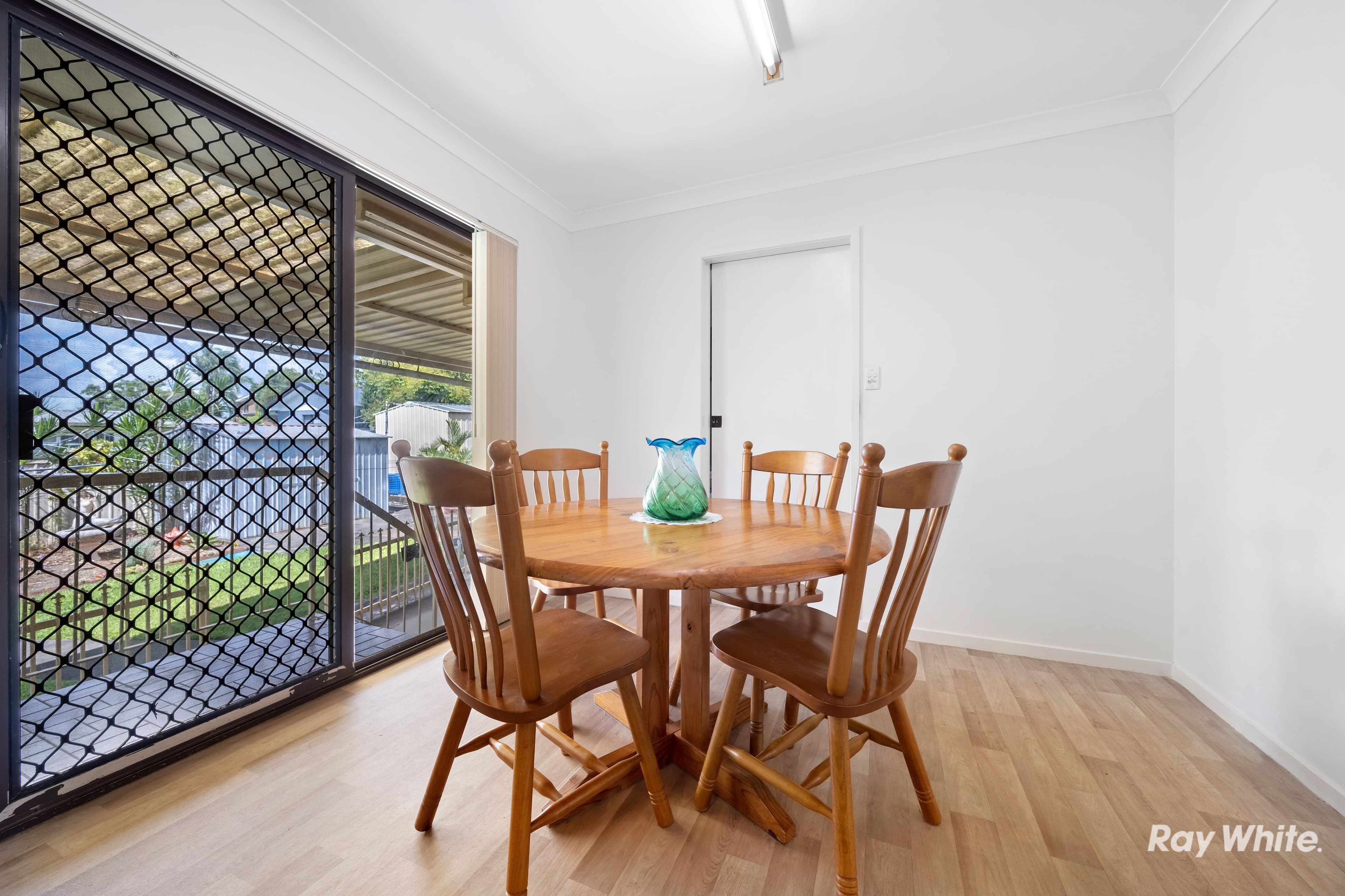 148 Logan Street, Eagleby QLD 4207, Eagleby - Thumbnail 5
