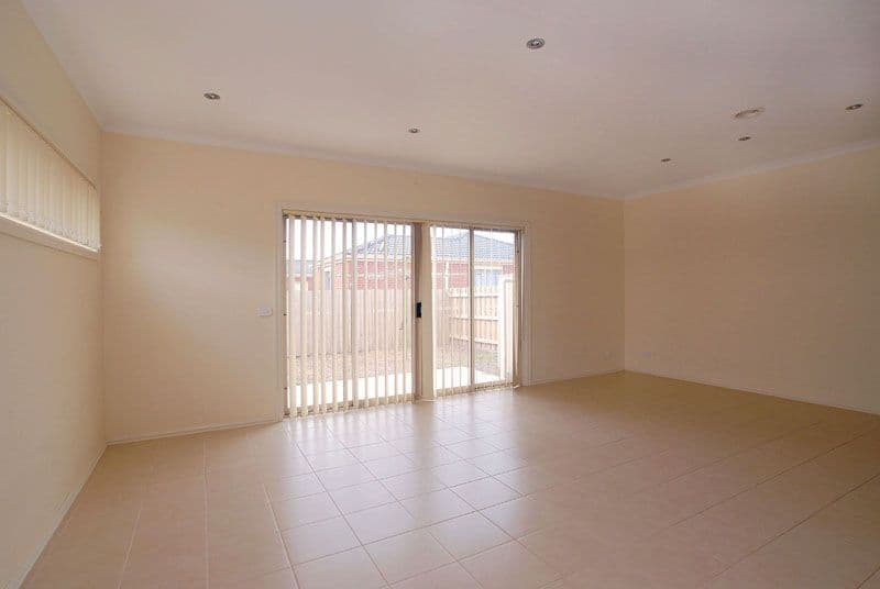 10 Lazor Street, TRUGANINA VIC 3029, Truganina - Thumbnail 5