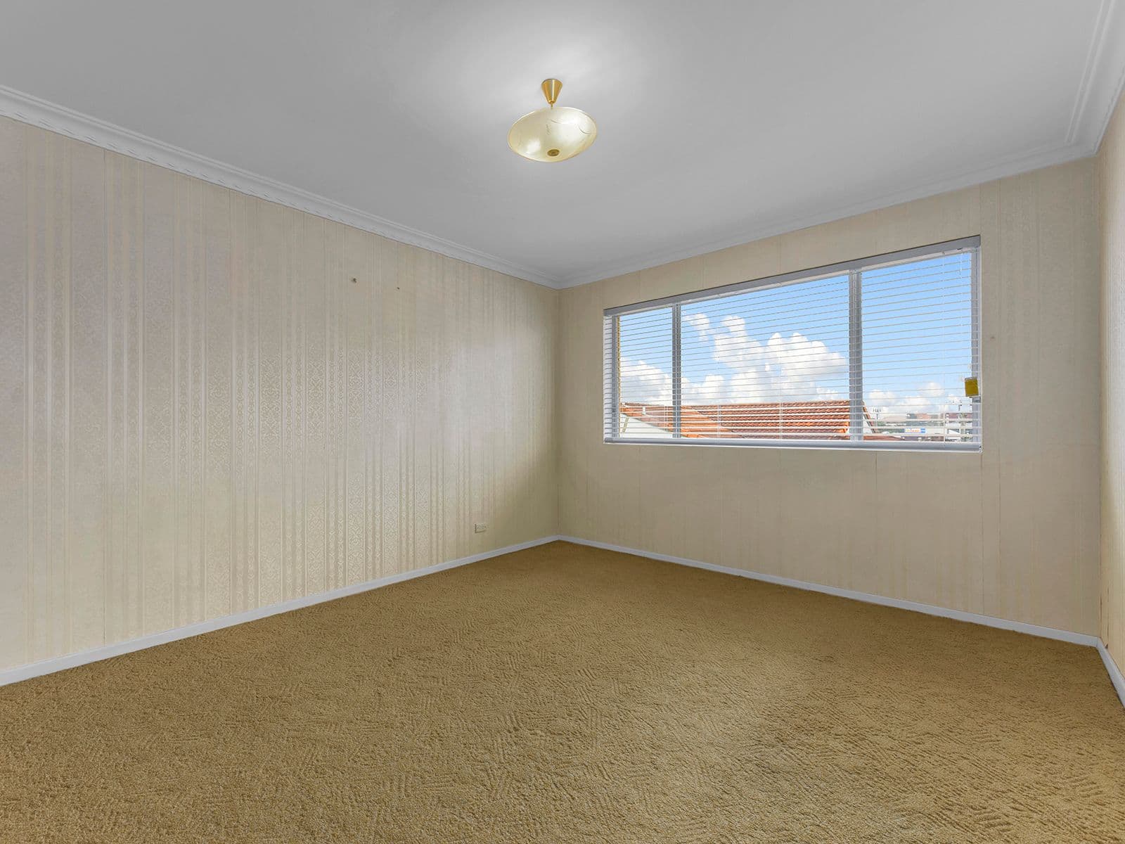 8 Regina Street, Greenslopes QLD 4120, Greenslopes - Thumbnail 6