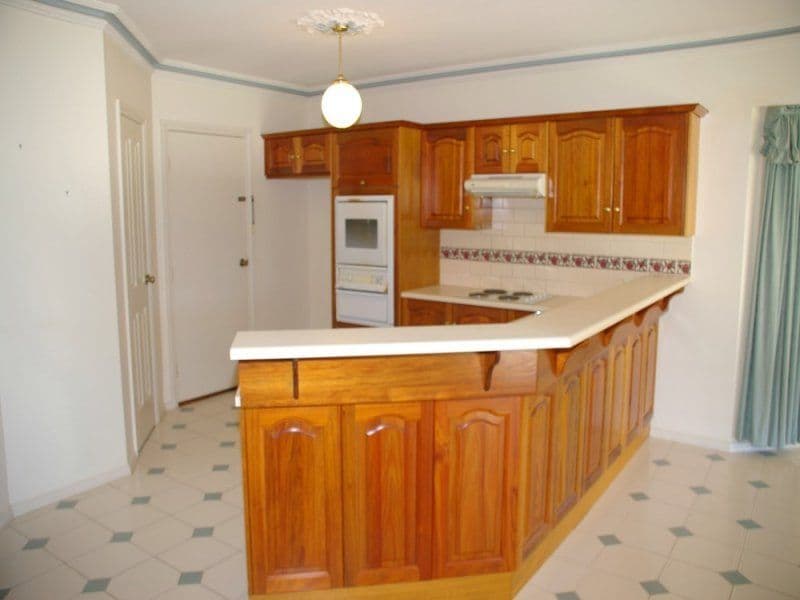 16 Cedar Avenue, RENMARK SA 5341, Renmark - Thumbnail 4