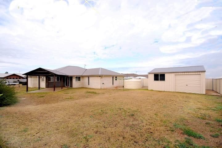 10 Susie Court, HIGHFIELDS QLD 4352, Highfields - Thumbnail 4