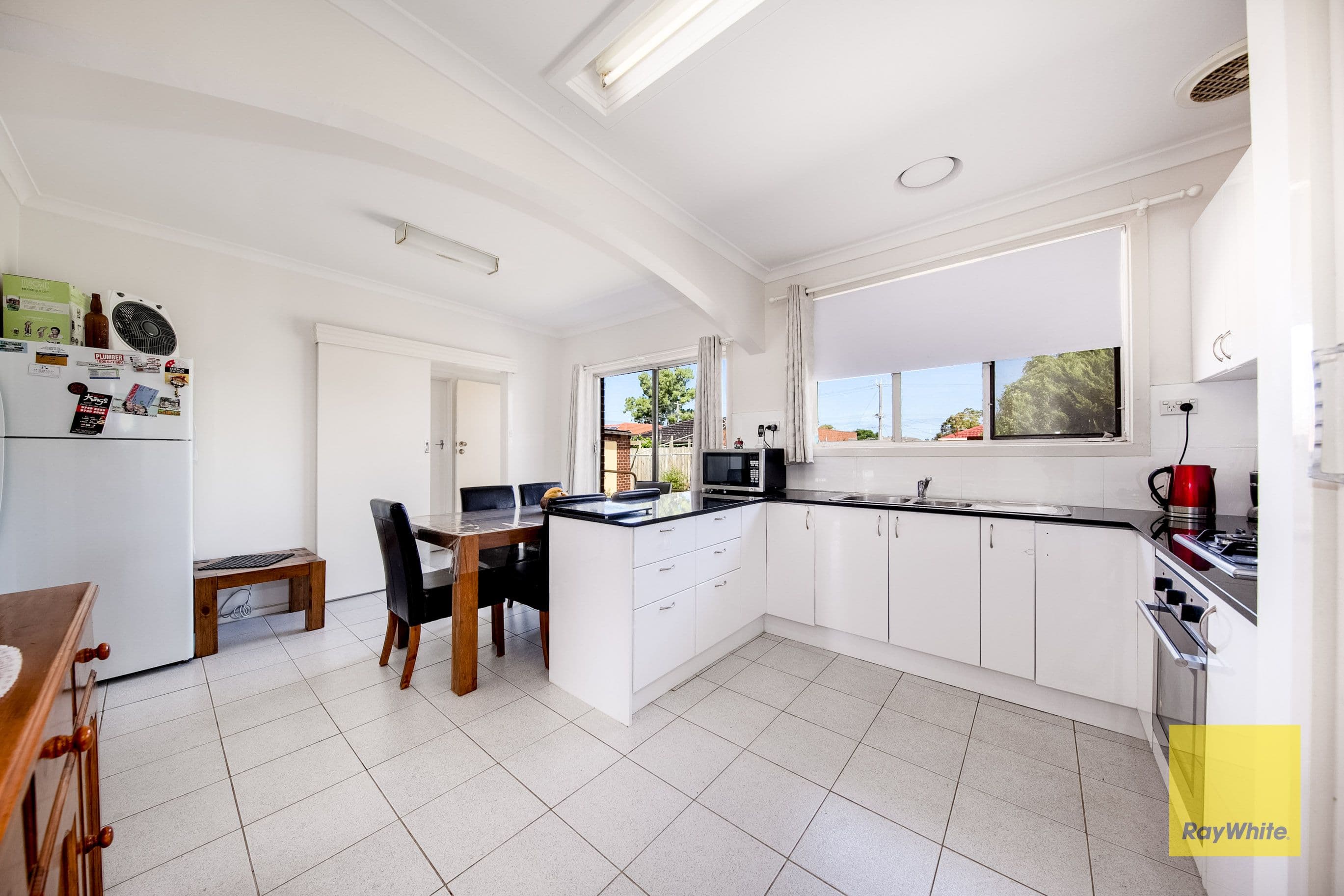 11 Regent Street, Hoppers Crossing VIC 3029, Hoppers Crossing - Thumbnail 2