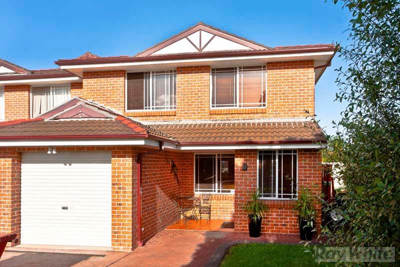 74 Wyattville Drive, WEST HOXTON NSW 2171, West Hoxton - Thumbnail 2