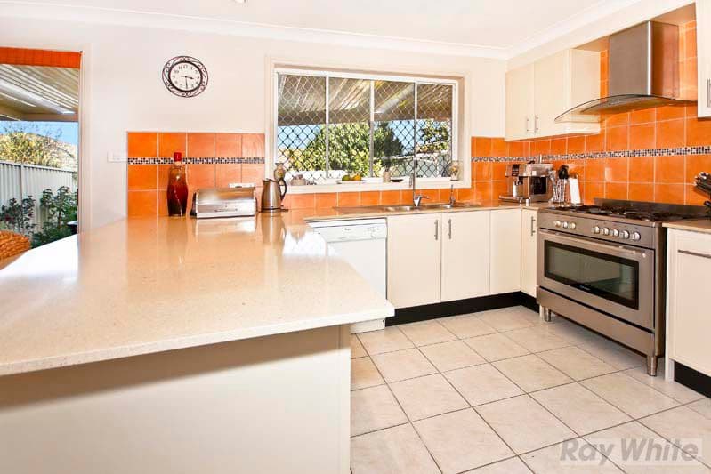 74 Wyattville Drive, WEST HOXTON NSW 2171, West Hoxton - Thumbnail 3