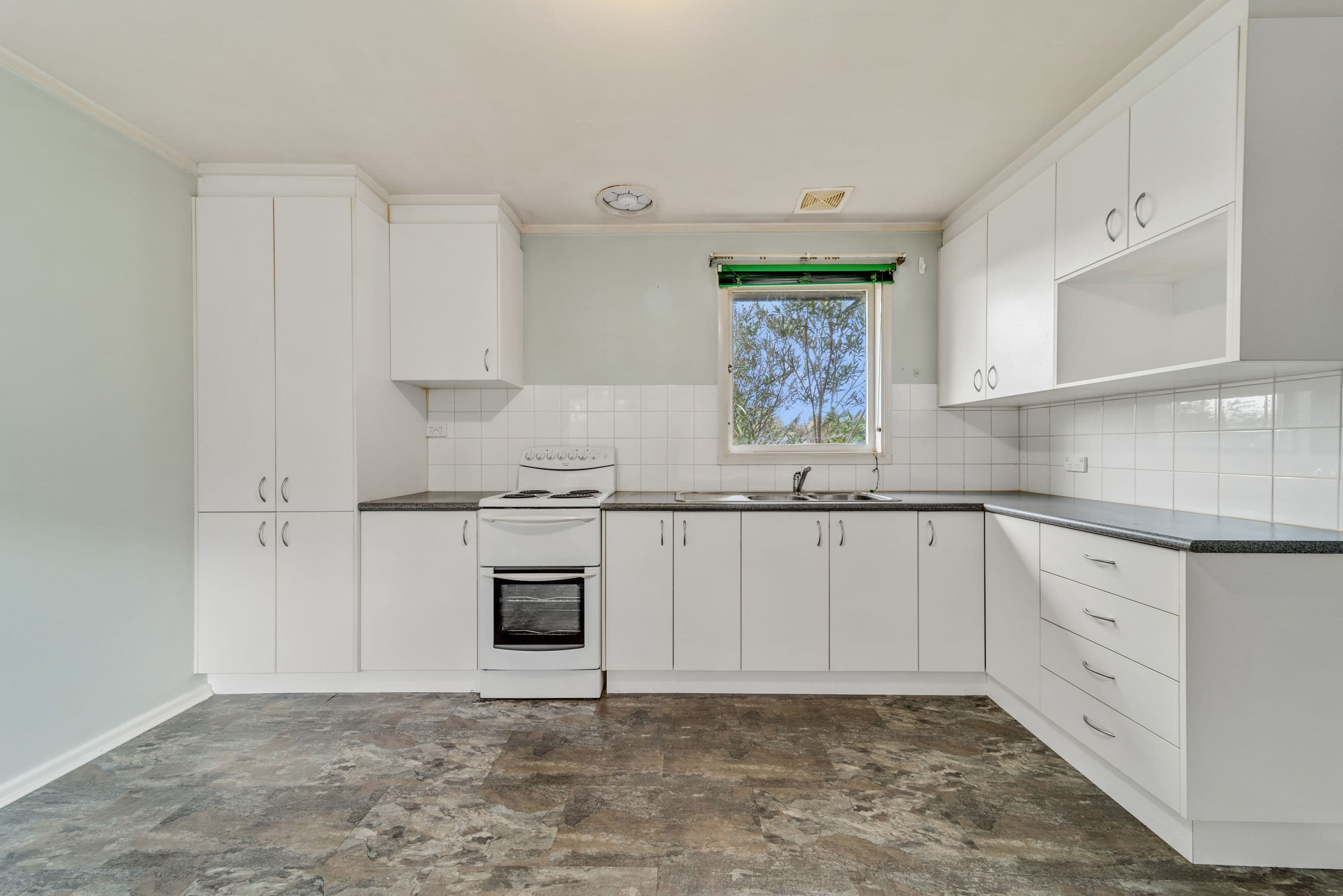 19 Glenorchy Street, Lyons ACT 2606, Lyons - Thumbnail 5