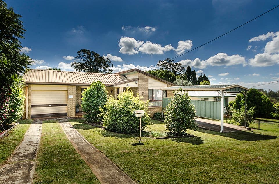 7 Reginald Street, Mount Lofty QLD 4350, Mount Lofty - Image 1