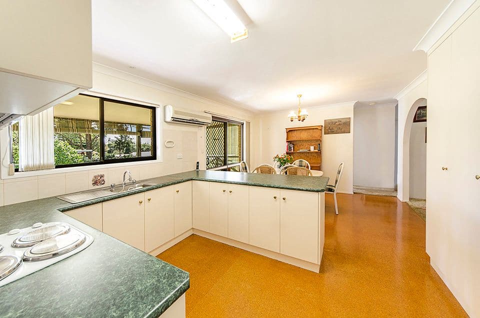 7 Reginald Street, Mount Lofty QLD 4350, Mount Lofty - Thumbnail 5