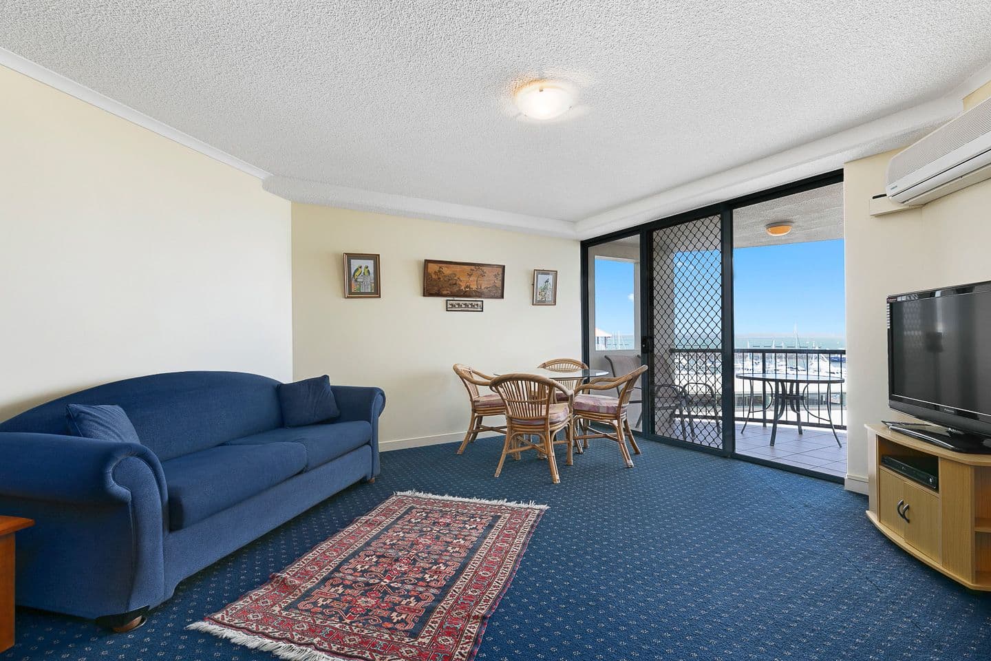 Unit 405 Mantra Resort, Urangan QLD 4655, Urangan - Thumbnail 4