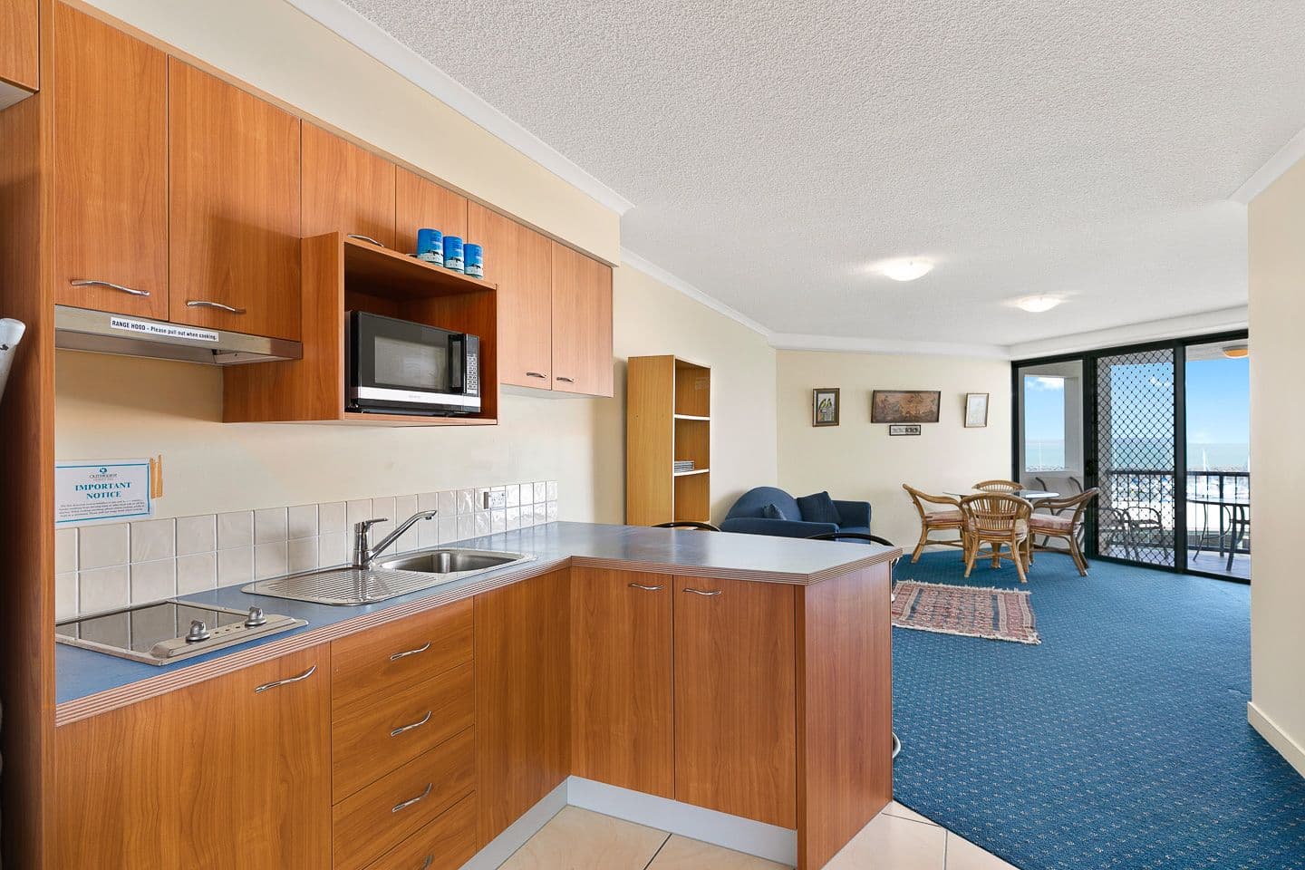 Unit 405 Mantra Resort, Urangan QLD 4655, Urangan - Thumbnail 7