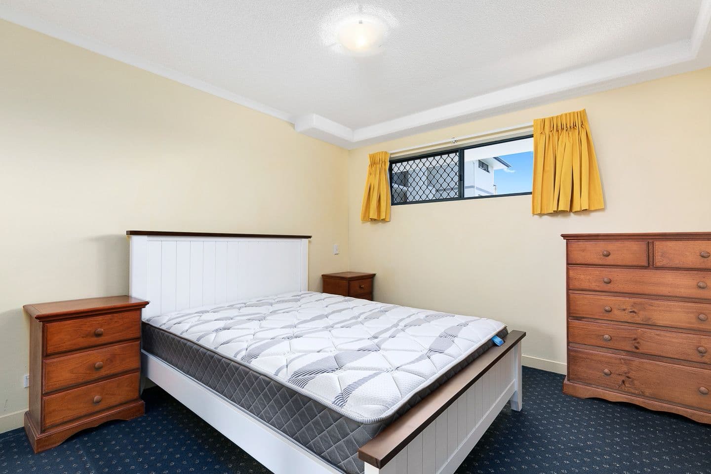 Unit 405 Mantra Resort, Urangan QLD 4655, Urangan - Thumbnail 8