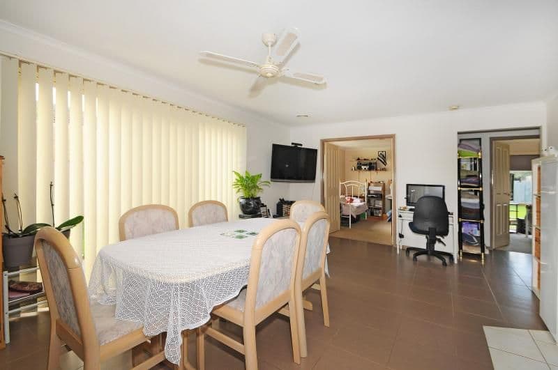 4 Lansell Court, Carrum Downs VIC 3201, Carrum Downs - Thumbnail 2