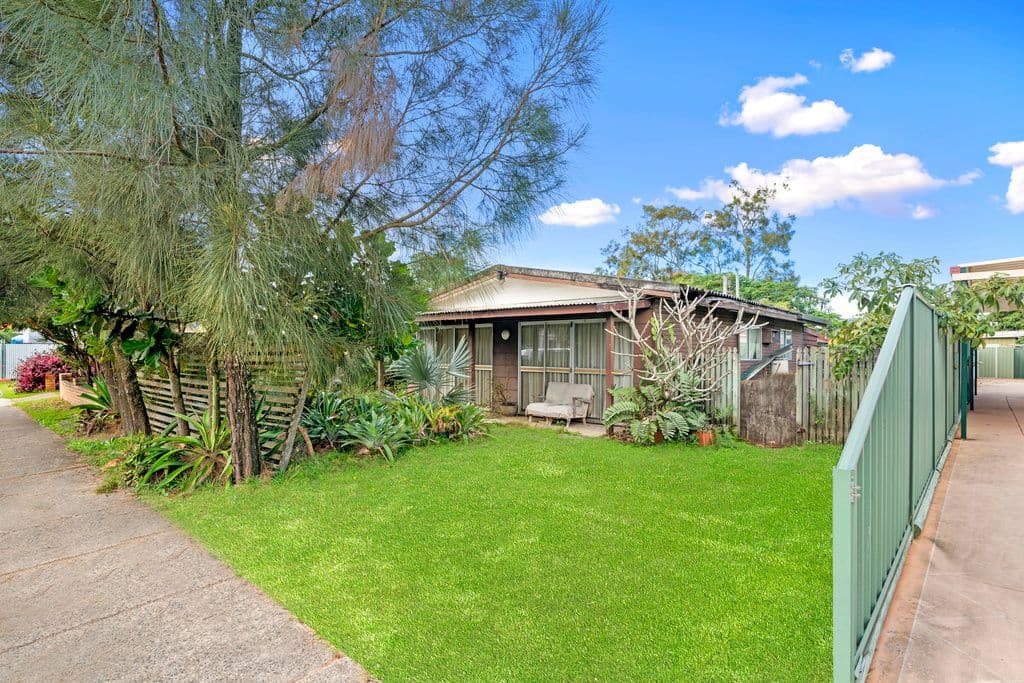 48 Palm Beach Avenue, Palm Beach QLD 4221, Palm Beach - Thumbnail 2