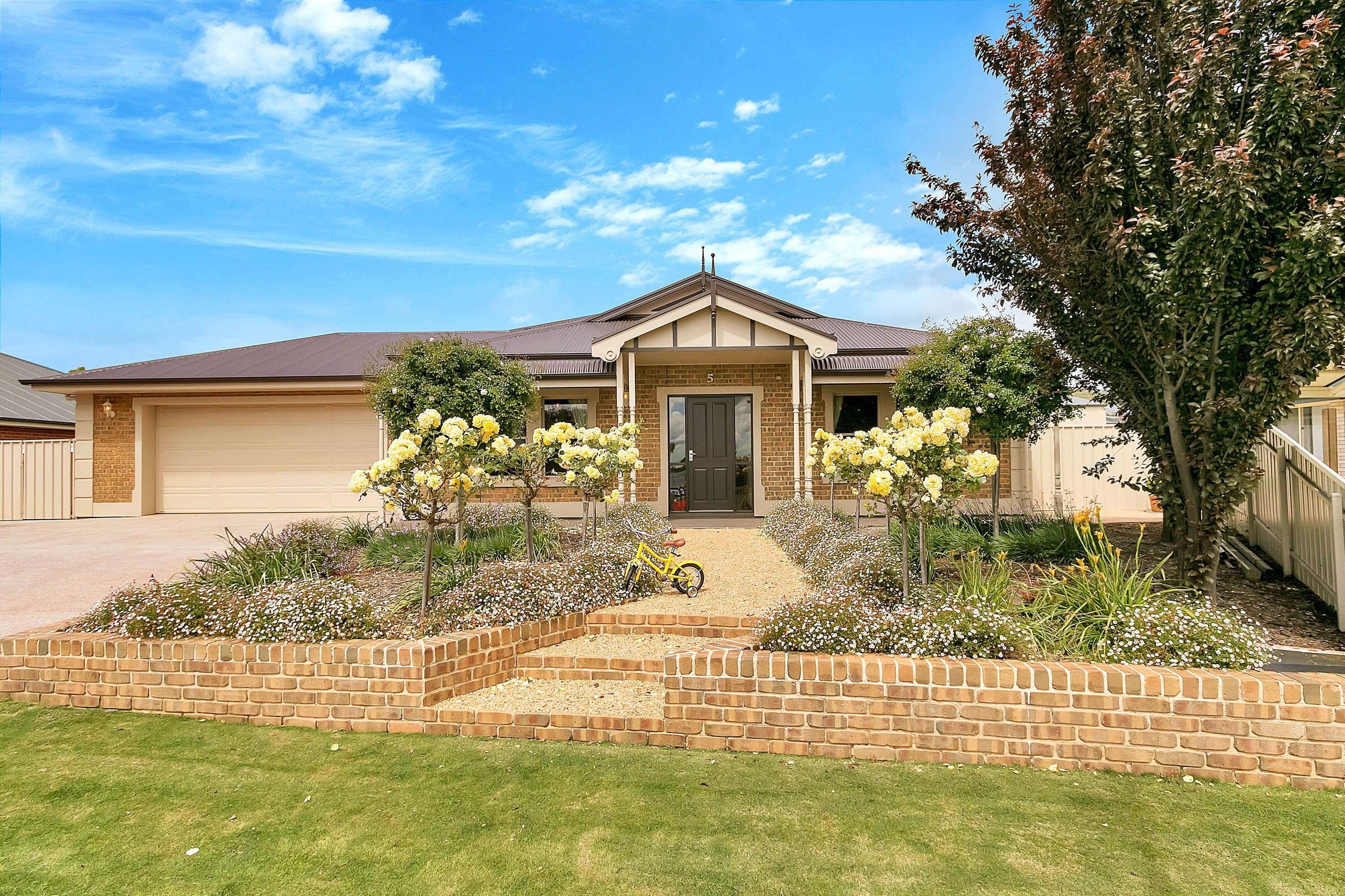 5 Marr Court, Williamstown SA 5351, Williamstown - Image 1