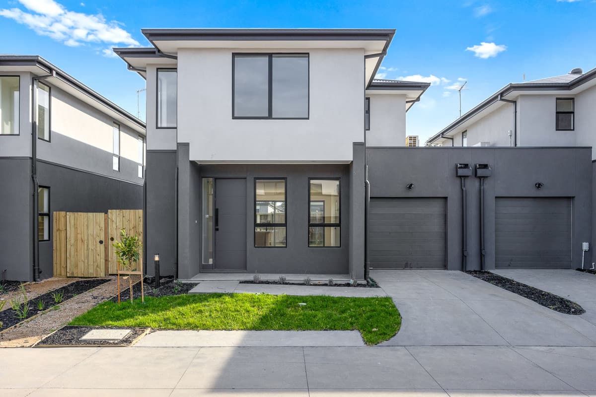 28 / 12 Ethan Court, Pakenham VIC 3810, Pakenham - Thumbnail 2