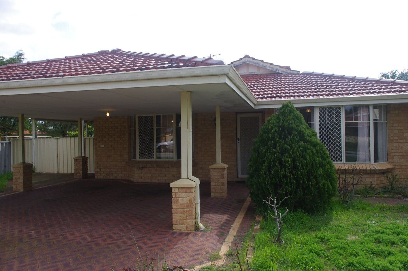 15 Winterbourne Glade, MADDINGTON WA 6109, Maddington - Thumbnail 2