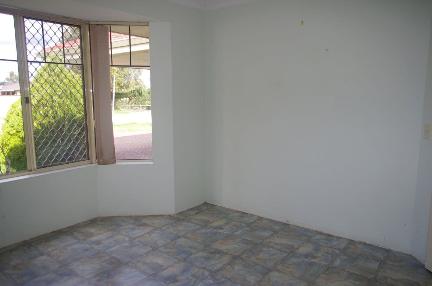 15 Winterbourne Glade, MADDINGTON WA 6109, Maddington - Thumbnail 7