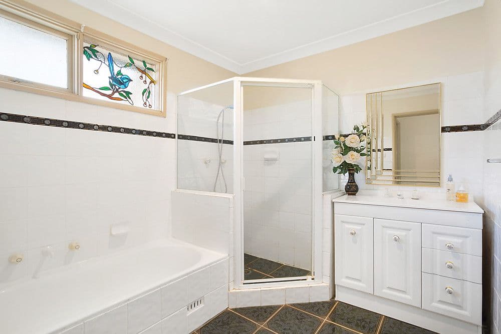 5 Adina Place, Bradbury - Thumbnail 8