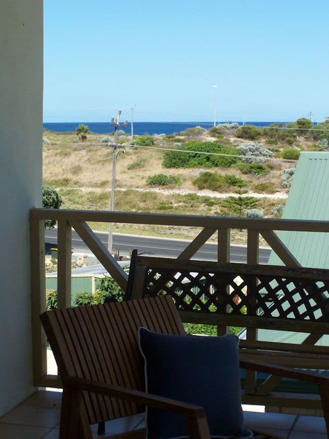 6  Charnwood Avenue, TWO ROCKS WA 6037, Two Rocks - Thumbnail 3