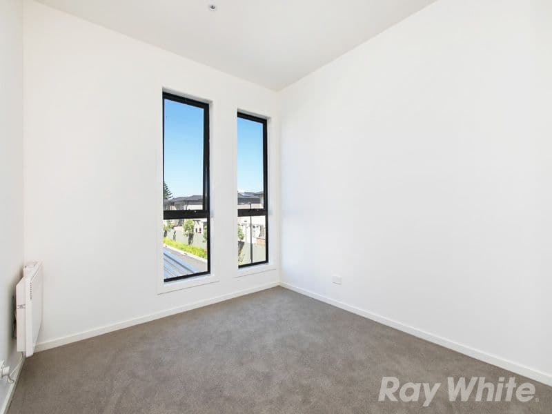 2 Mulberry Avenue, Cheltenham VIC 3192, Cheltenham - Thumbnail 8