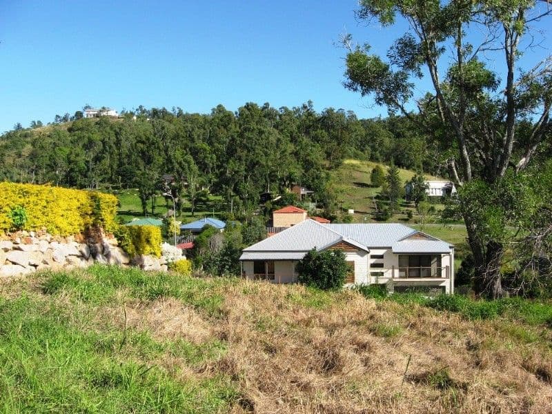28 Bonros Place, THE GAP QLD 4825, The Gap - Thumbnail 4