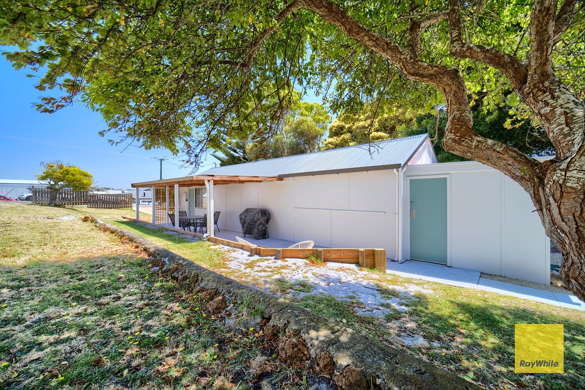 2 Symers Street, Mira Mar WA 6330, Mira Mar - Thumbnail 3