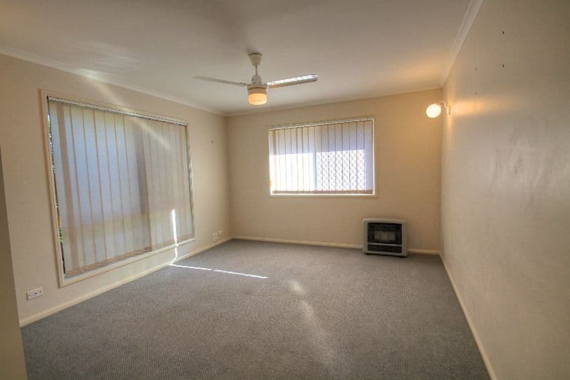31 whitlam Drive, COLLINGWOOD PARK QLD 4301, Collingwood Park - Thumbnail 3