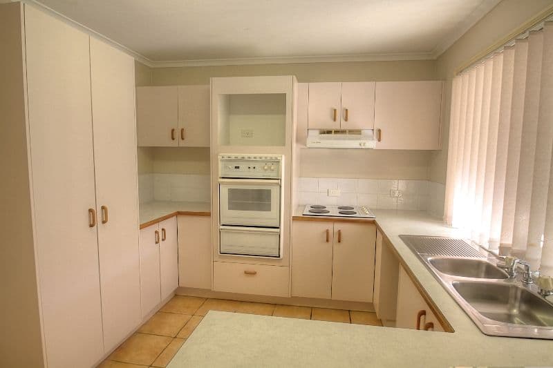 31 whitlam Drive, COLLINGWOOD PARK QLD 4301, Collingwood Park - Thumbnail 4