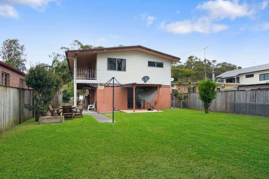 35 Kitchener Street, Tugun QLD 4224, Tugun - Thumbnail 2