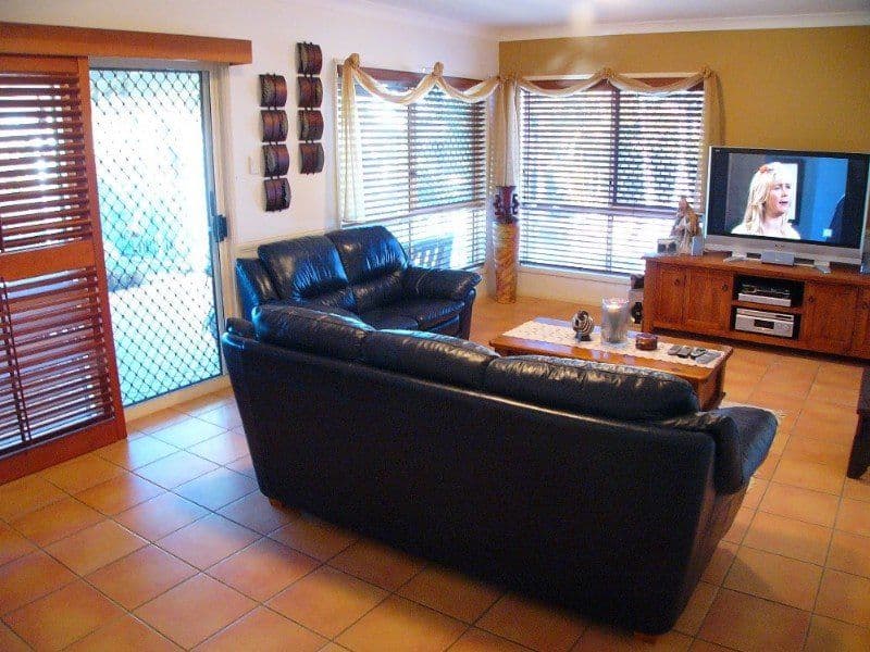 30 Lewis Place, Manly West QLD 4179, Manly West - Thumbnail 2