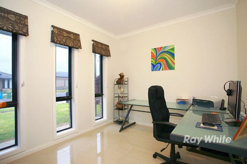 31 Elliott Parade, LYNBROOK VIC 3975, Lynbrook - Thumbnail 3