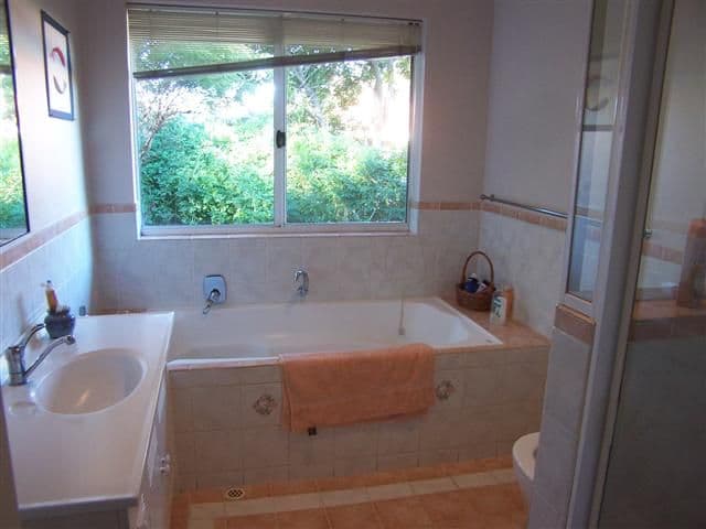 14 Cameron Close, LESMURDIE WA 6076, Lesmurdie - Thumbnail 8