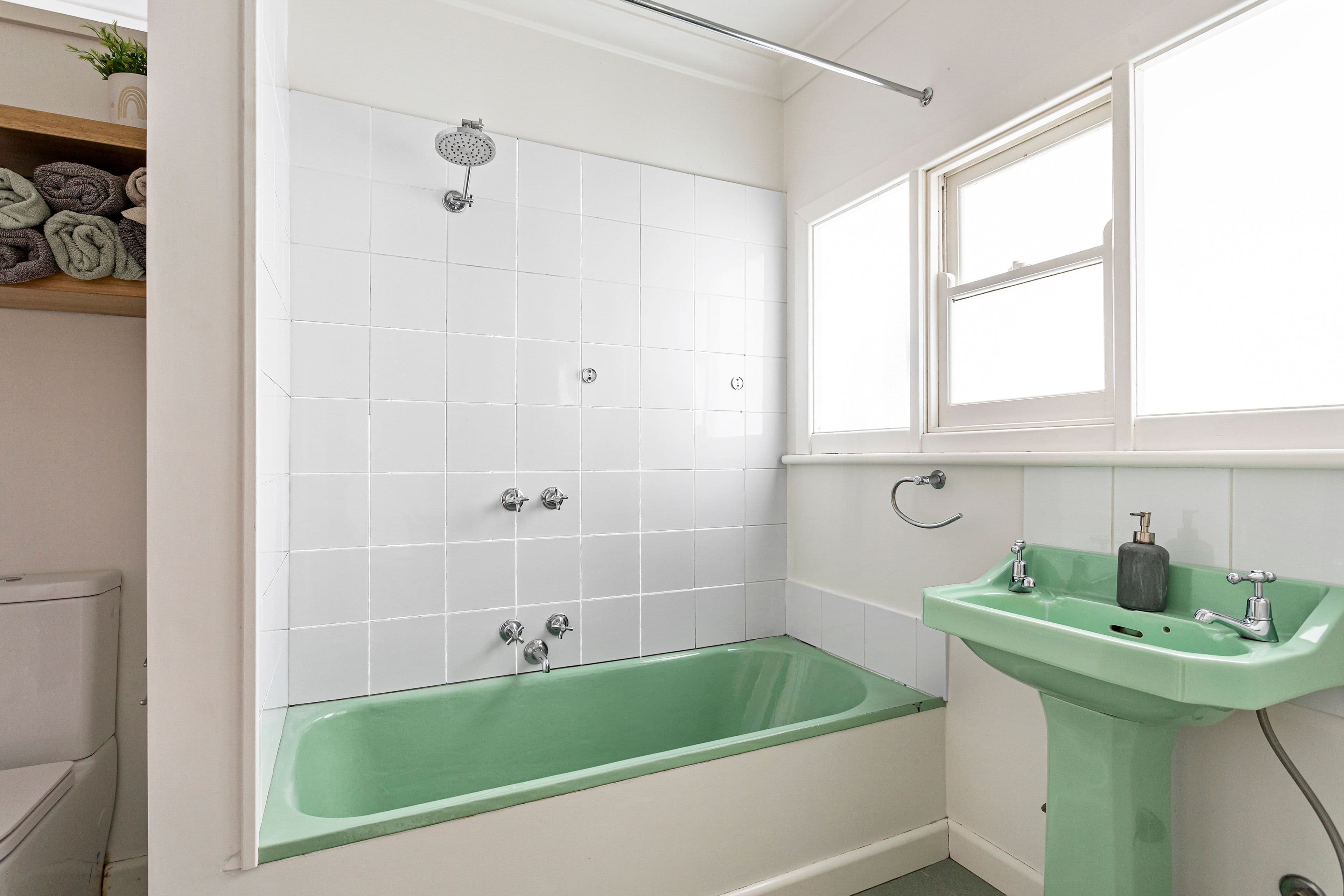 4 Crawford Street, Newport VIC 3015, Newport - Thumbnail 7