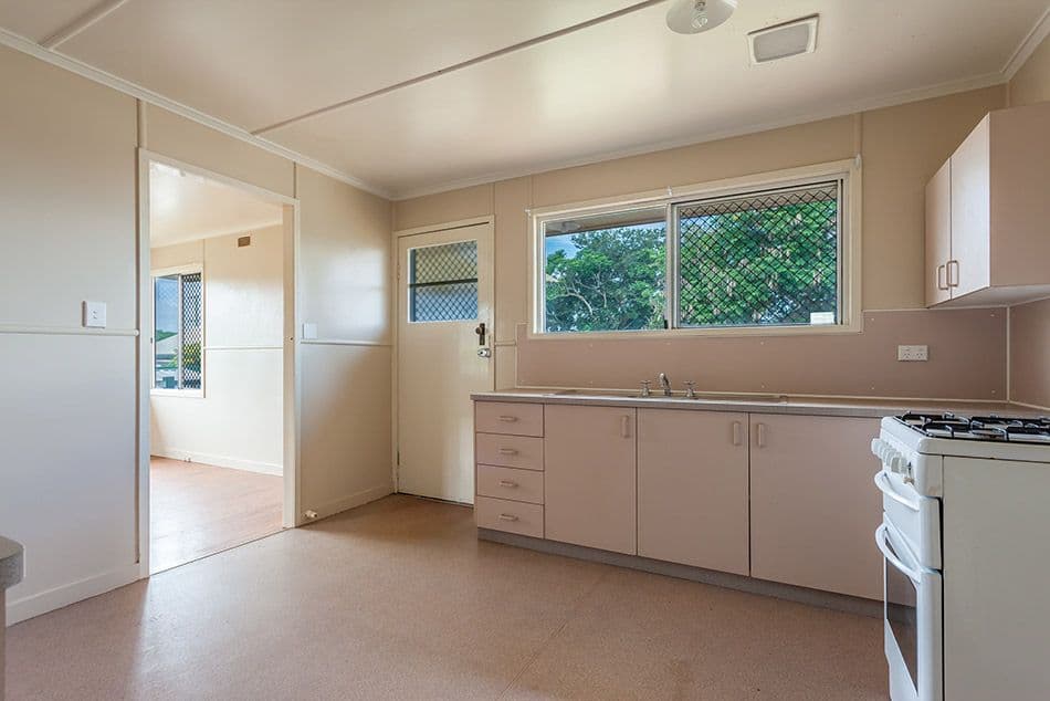 8 Hampton Street, Newtown QLD 4350, Newtown - Thumbnail 3