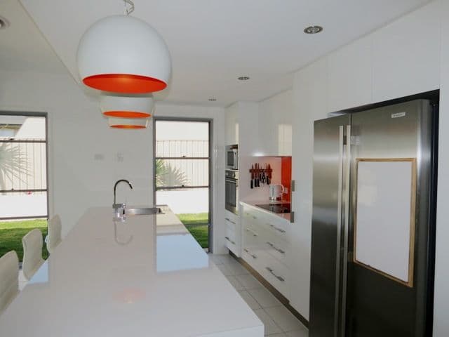 6 Stephan Street, Emerald QLD 4720, Emerald - Thumbnail 3