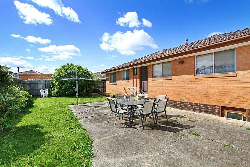 2 Karingal Way, THOMASTOWN VIC 3074, Thomastown - Thumbnail 7