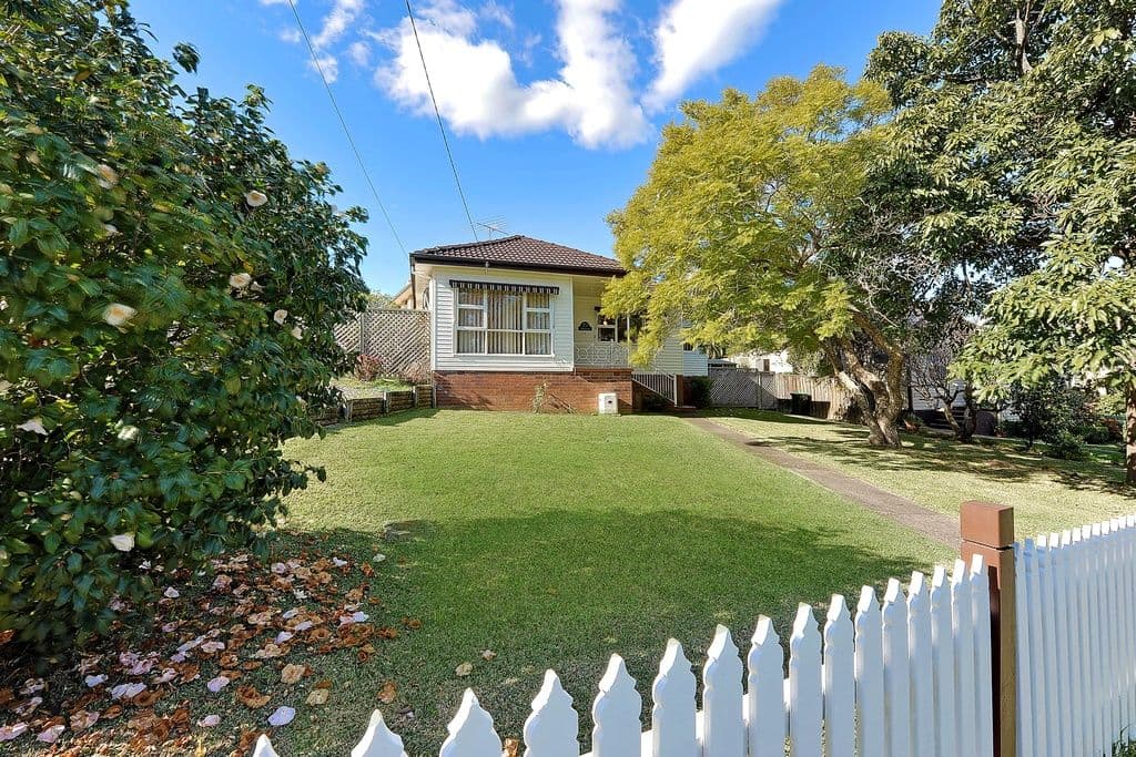 26 Lockerbie Road, THORNLEIGH NSW 2120, Thornleigh - Image 1