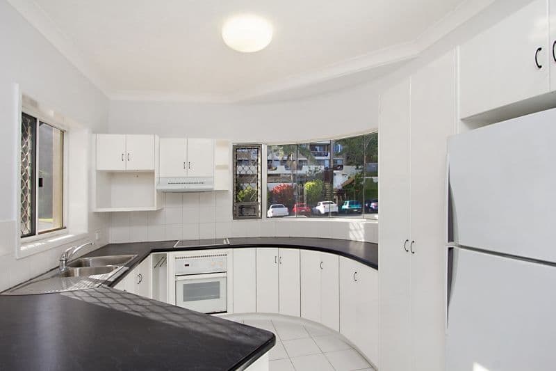 20 Marine Parade, Kirra QLD 4225, Kirra - Thumbnail 3