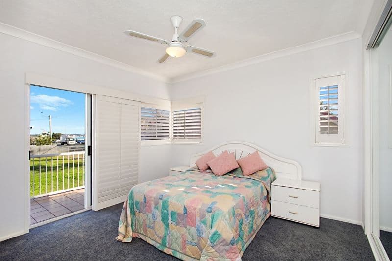 20 Marine Parade, Kirra QLD 4225, Kirra - Thumbnail 4