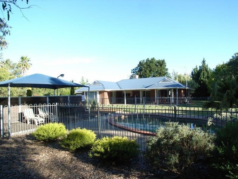 28 Park Avenue, SHEPPARTON VIC 3630, Shepparton - Thumbnail 5